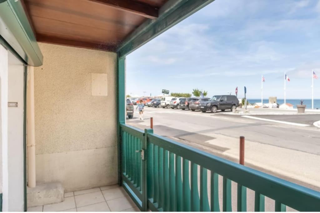 La Passerelle - Terrace And Balcony With Sea View Luc-sur-Mer Exterior photo